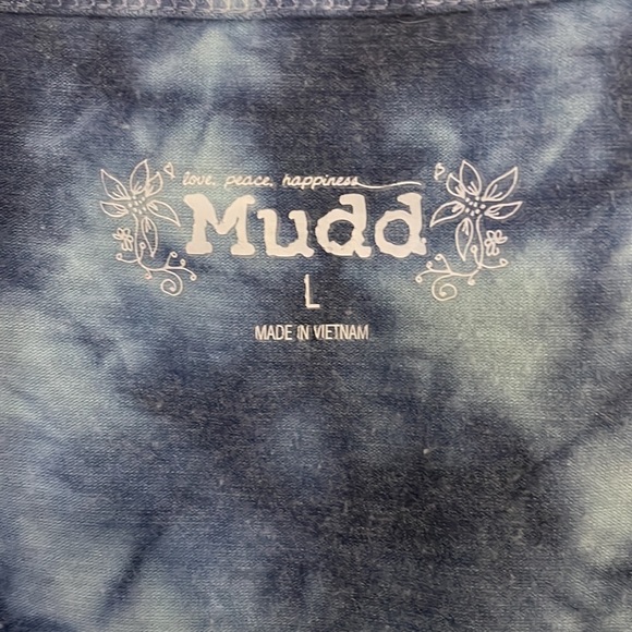 Large Mudd Dark and Light Blue Tie Dyed Button-down Tank Top - Picture 3 of 5